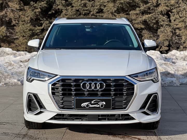 Фото 2 - Audi Q3