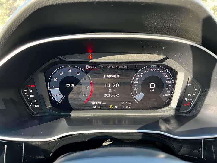 Фото 7 - Audi Q3