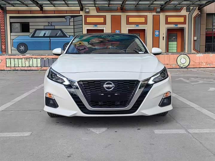 Фото 2 - Nissan Teana