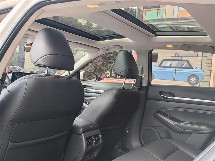 Фото 8 - Nissan Teana