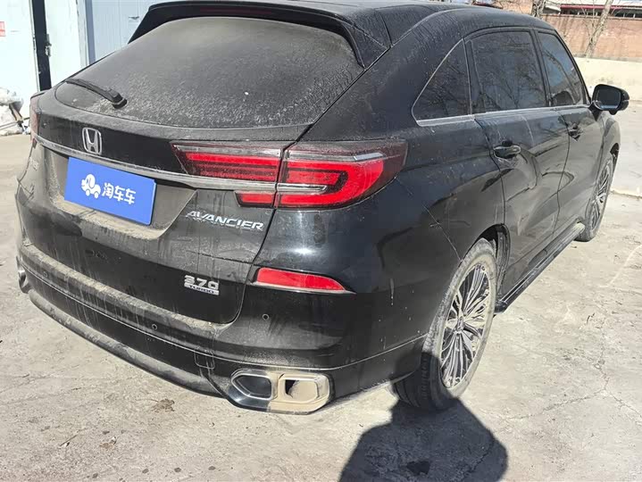 Фото 3 - Honda Avancier