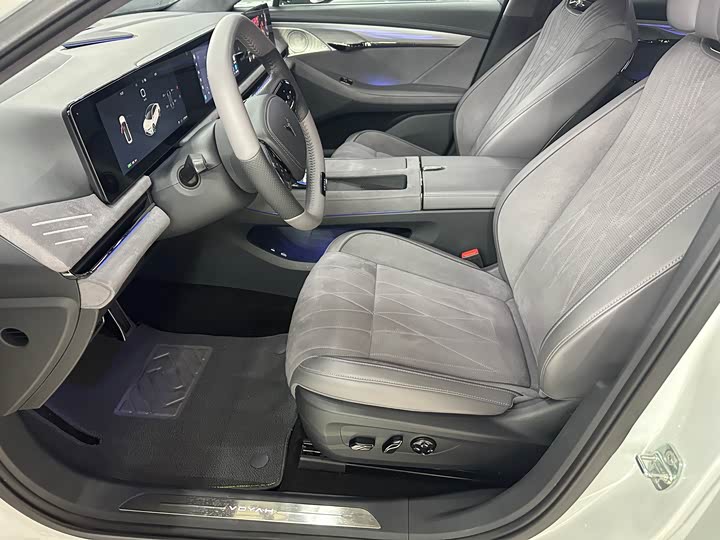 Фото 7 - Voyah Passion