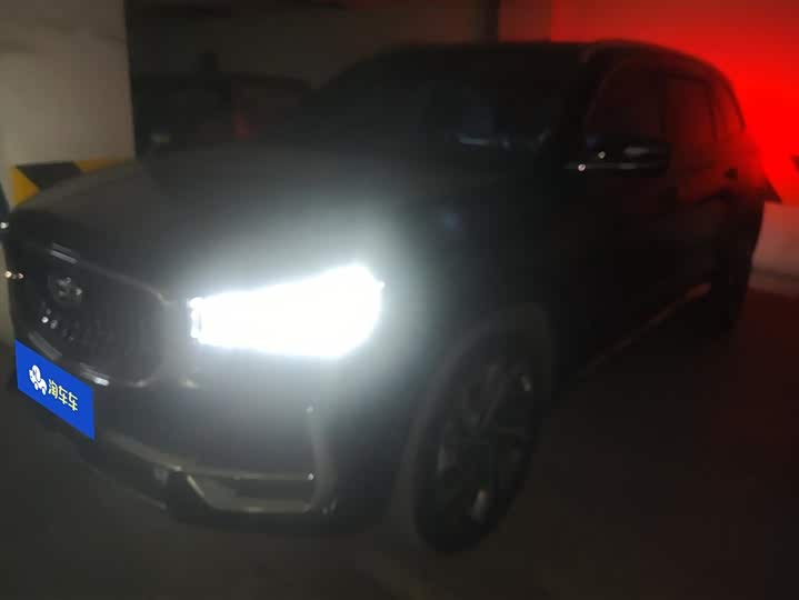 Фото 1 - Geely Monjaro