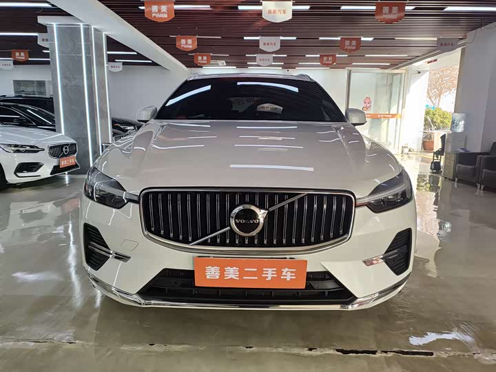 Фото 2 - Volvo XC60