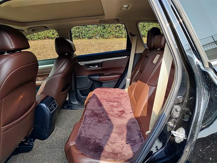 Фото 8 - Honda CR-V