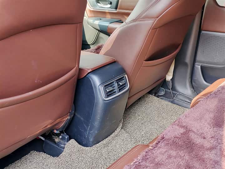 Фото 9 - Honda CR-V