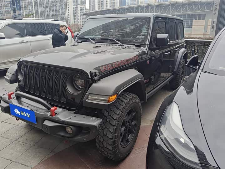 Фото 1 - Jeep Wrangler