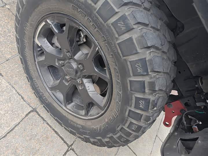 Фото 6 - Jeep Wrangler