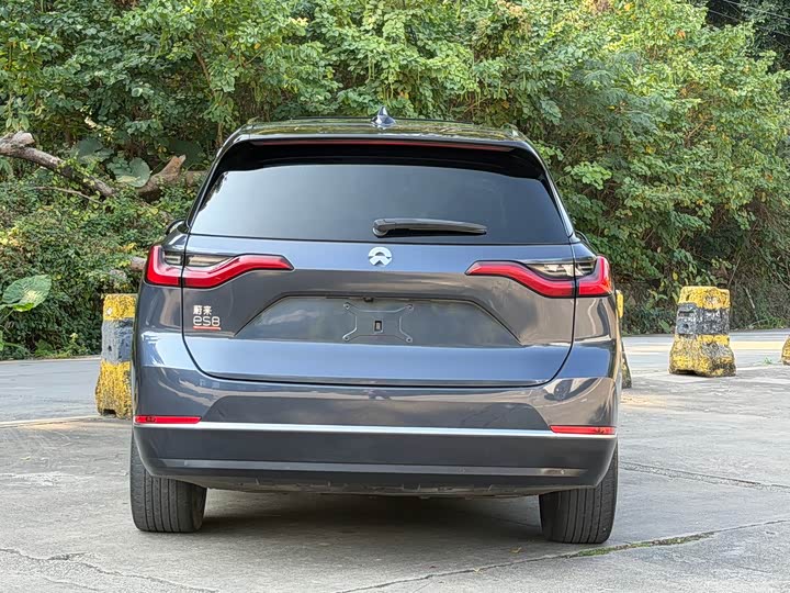 Фото 5 - Nio ES8