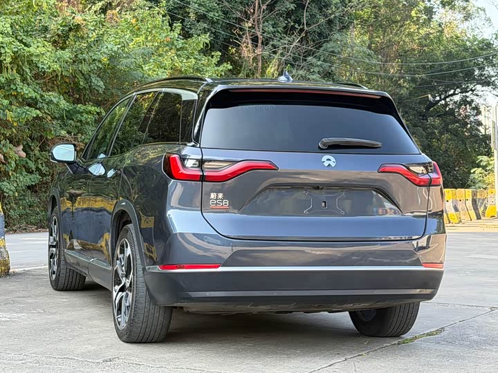 Фото 6 - Nio ES8