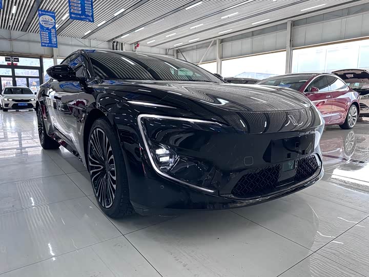 Фото 3 - Avatr 12