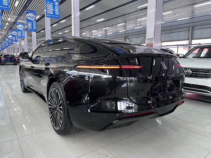 Фото 4 - Avatr 12