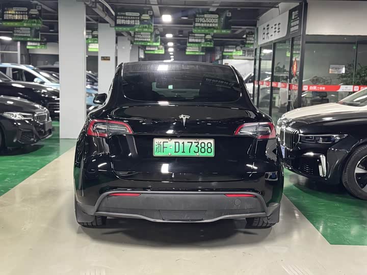 Фото 5 - Tesla Model Y