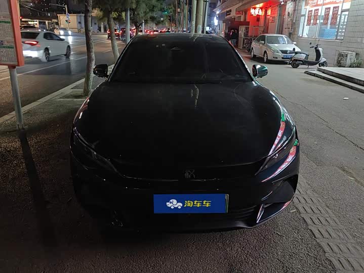 Фото 2 - BYD Han