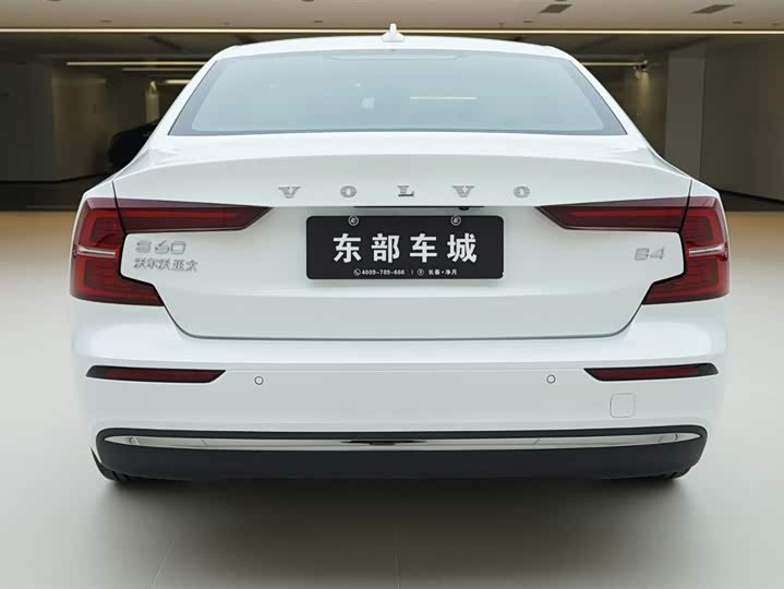 Фото 5 - Volvo S60