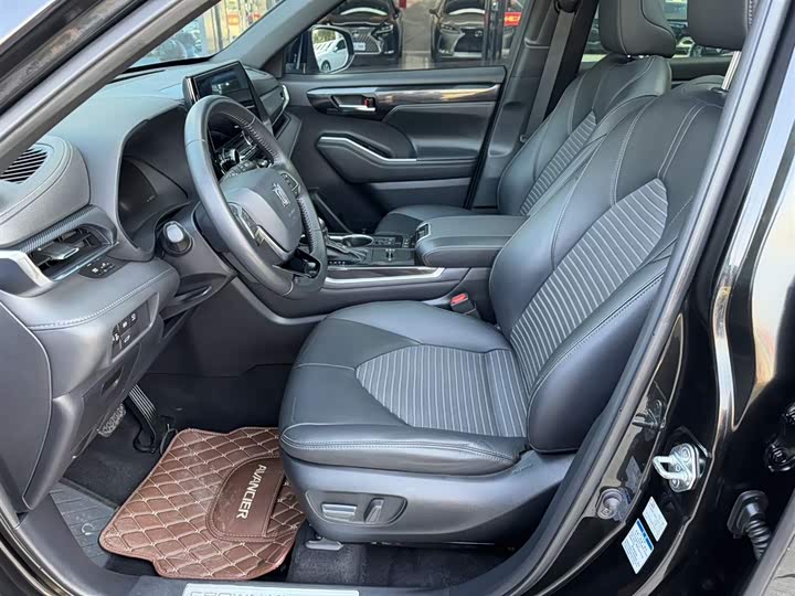 Фото 2 - Toyota Crown Kluger