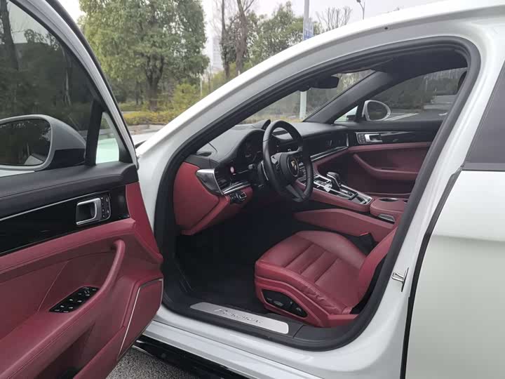 Фото 6 - Porsche Panamera