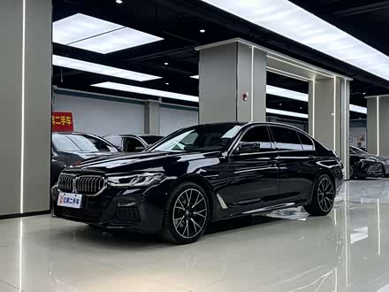 Фото 1 - BMW 5 Series