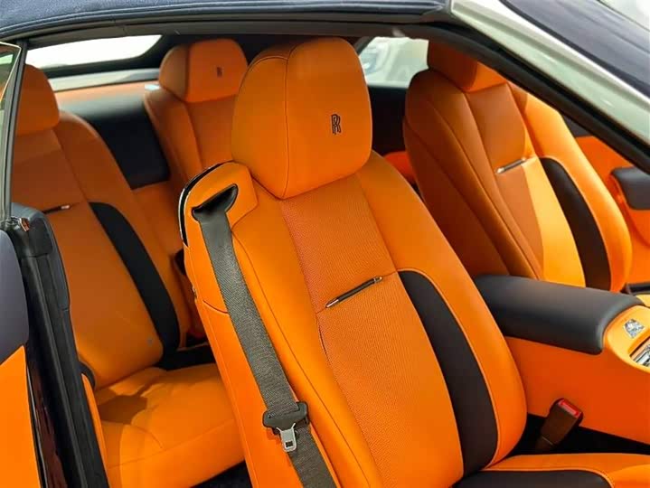 Фото 7 - Rolls-Royce Dawn