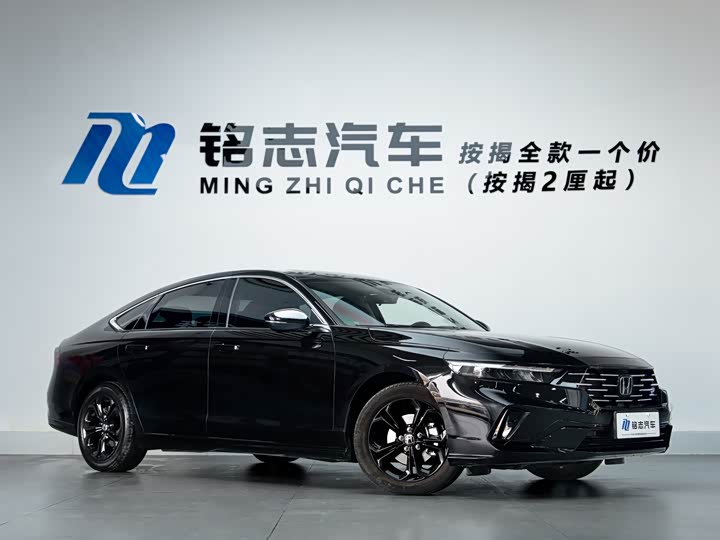 Фото 2 - Honda Accord