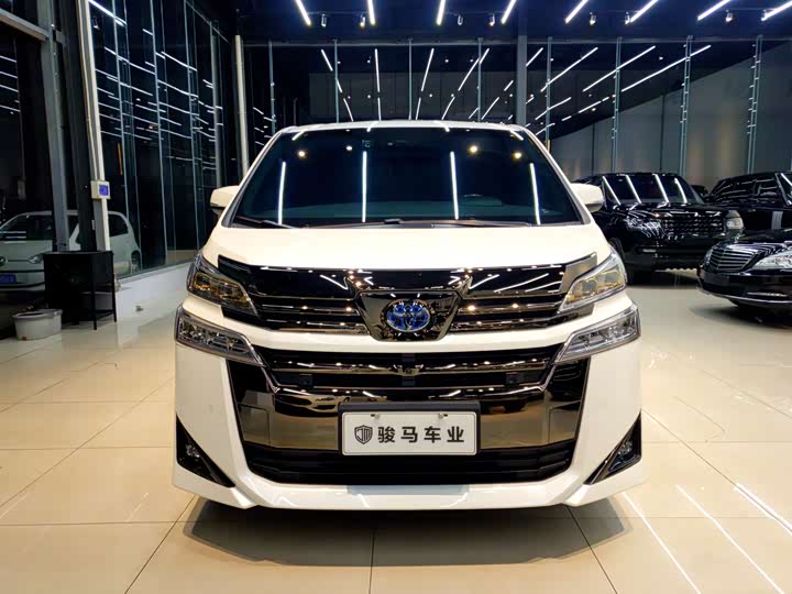 Фото 2 - Toyota Vellfire