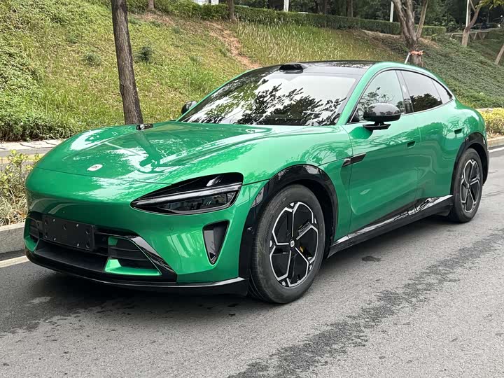 Фото 1 - Xiaomi YU7