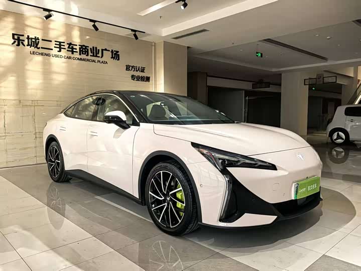 Фото 2 - BAIC Arcfox Alpha S5