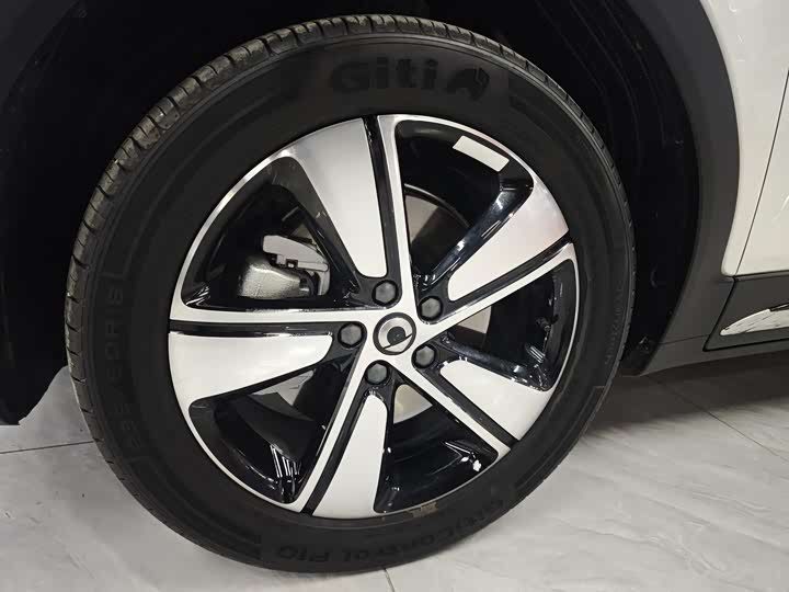 Фото 4 - Smart #1