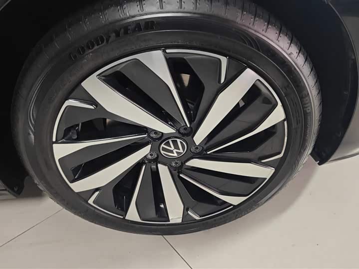 Фото 6 - Volkswagen Passat