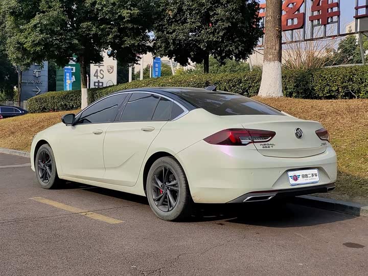 Фото 4 - Buick Regal