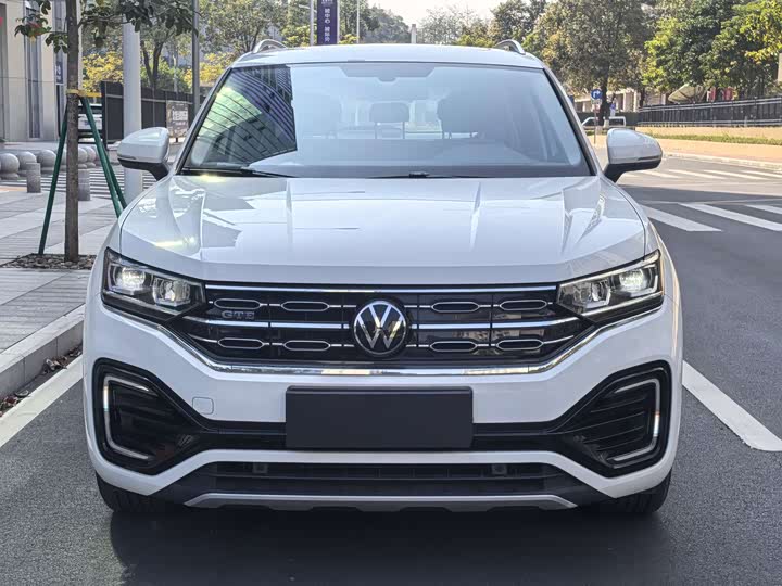 Фото 2 - Volkswagen Tayron GTE Hybrid