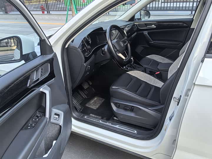 Фото 8 - Volkswagen Tayron GTE Hybrid