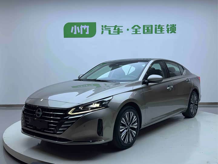 Фото 1 - Nissan Teana