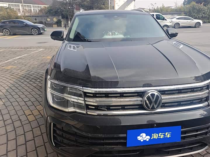 Фото 2 - Volkswagen Teramont X