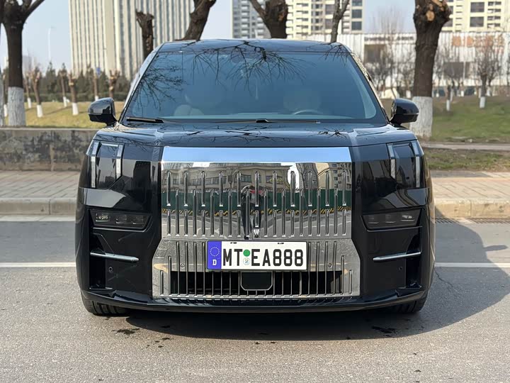 Фото 2 - Zeekr 009