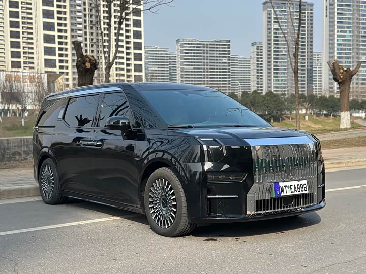 Фото 3 - Zeekr 009