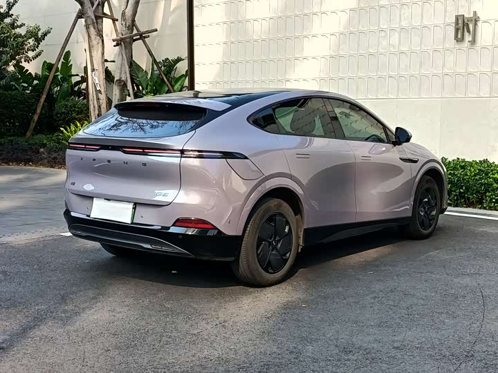 Фото 4 - XPeng G6