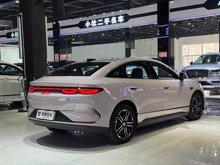 Фото 5 - BYD Qin L