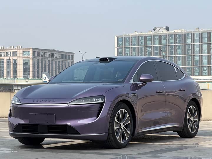 Фото 1 - Luxeed R7