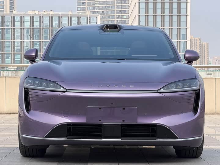 Фото 2 - Luxeed R7