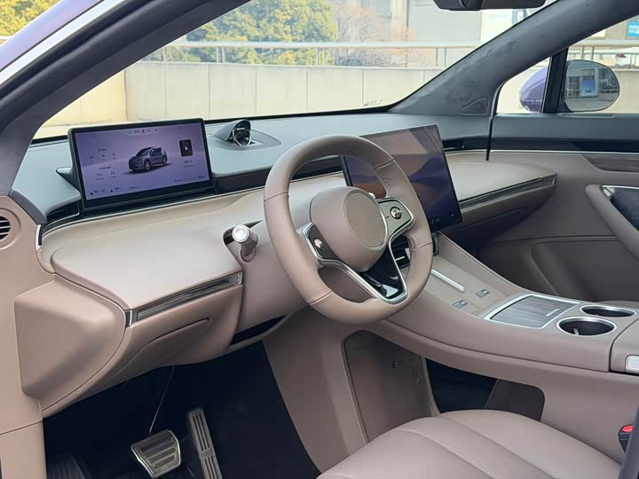 Фото 5 - Luxeed R7