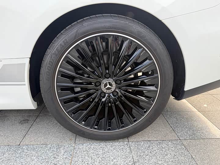 Фото 8 - Mercedes-Benz CLE-Class