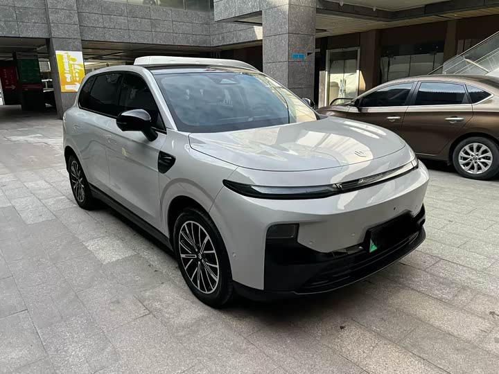 Фото 3 - Leapmotor B10