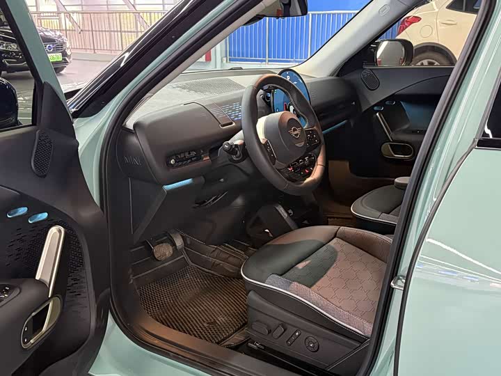 Фото 7 - Mini Aceman