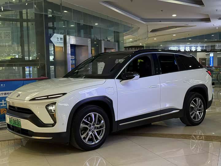 Фото 1 - Nio ES6