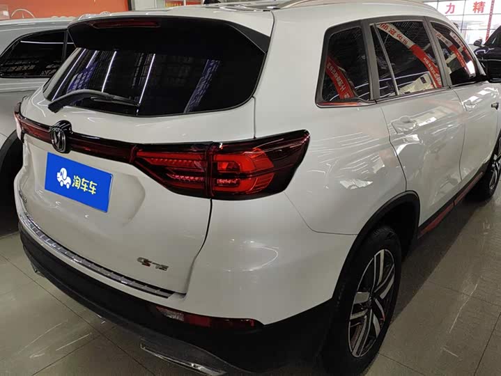 Фото 3 - Changan CS75