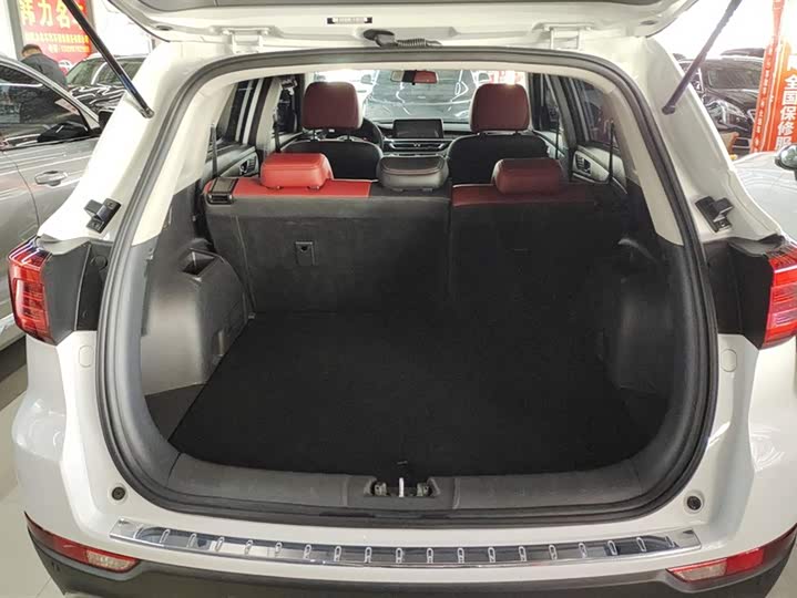 Фото 4 - Changan CS75