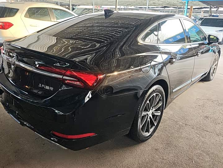 Фото 3 - Buick LaCrosse