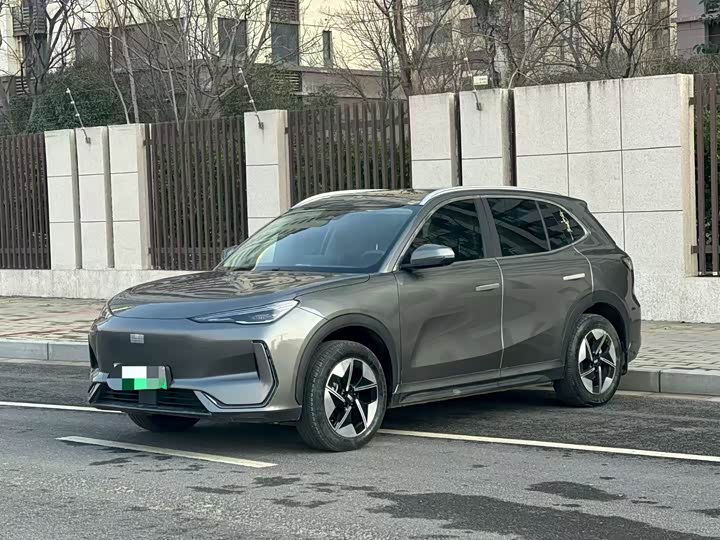 Фото 3 - Geely Galaxy E5