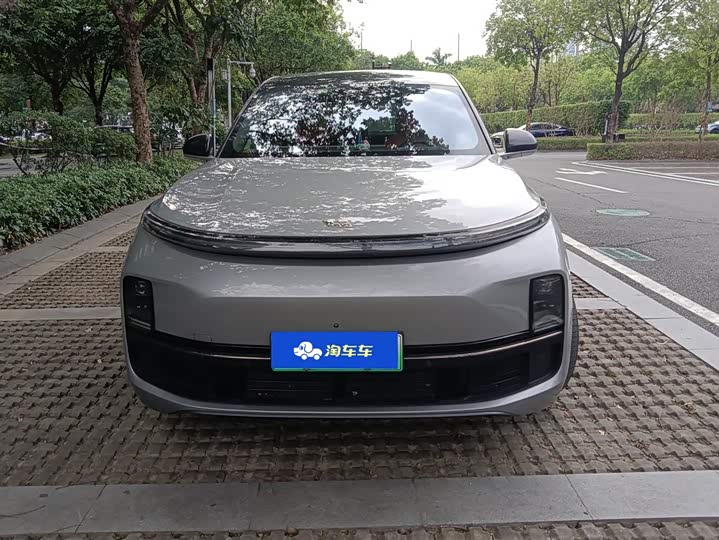 Фото 2 - LiXiang L8